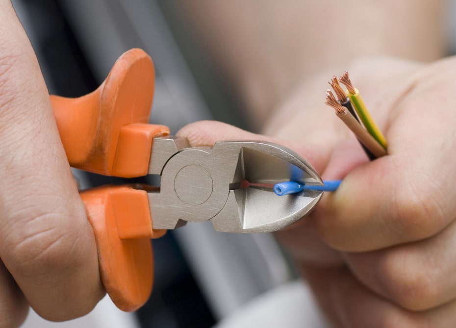 how to choose wire cutters for DIY and electricians works